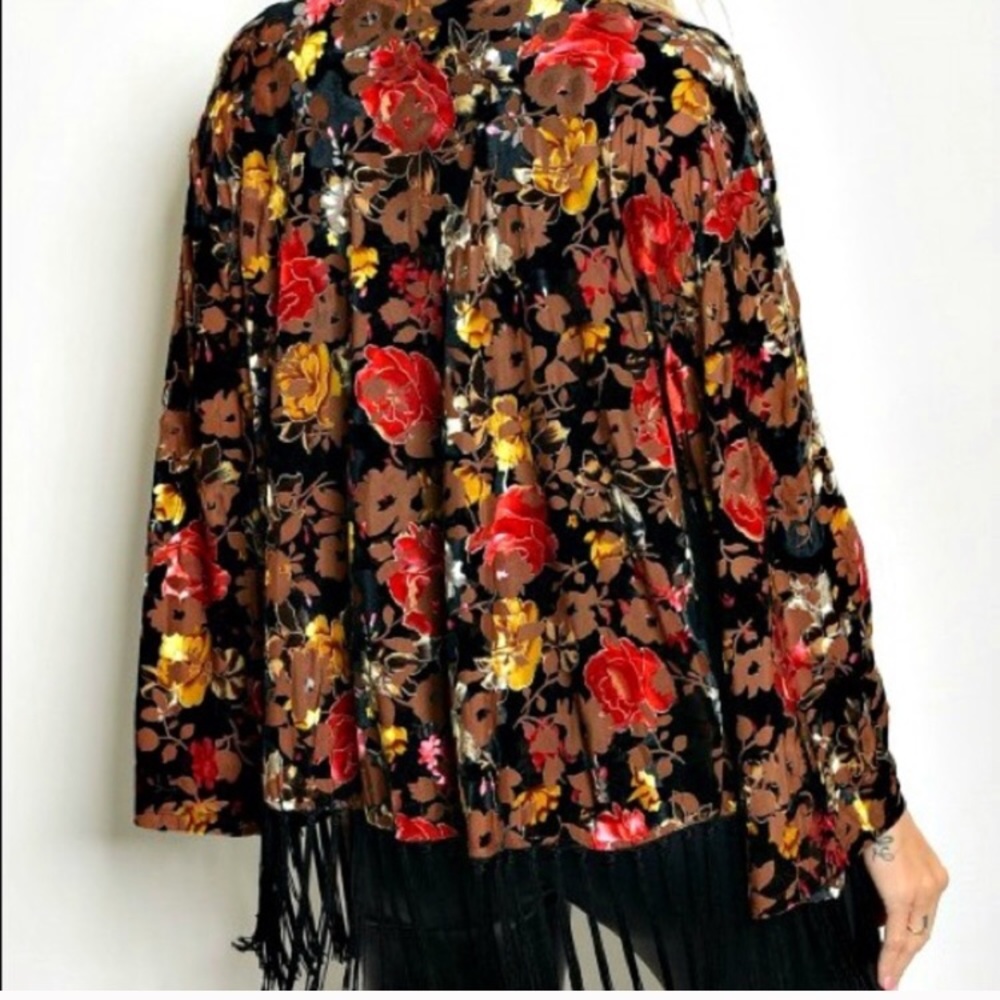 Floral Shrug - Picture 2 of 4